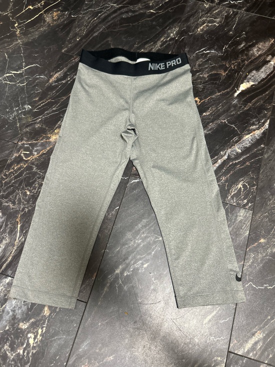 Nike Pants - Nike Pro Capri Legging Grey Dri Fit